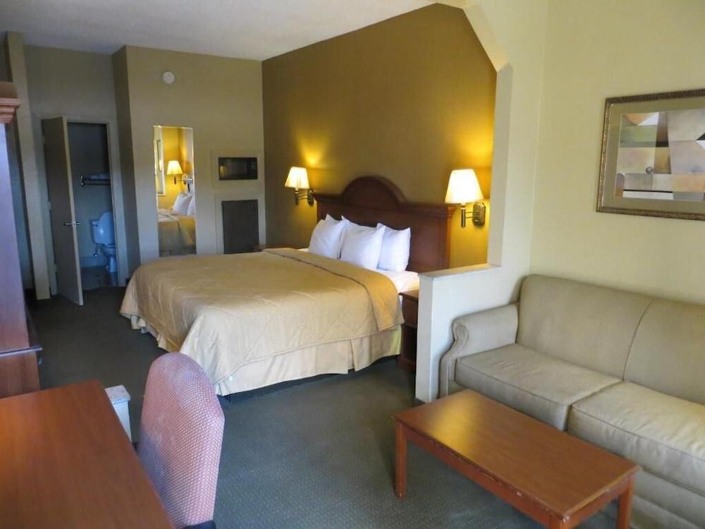 Fairview Inn & Suites Мобил Экстерьер фото