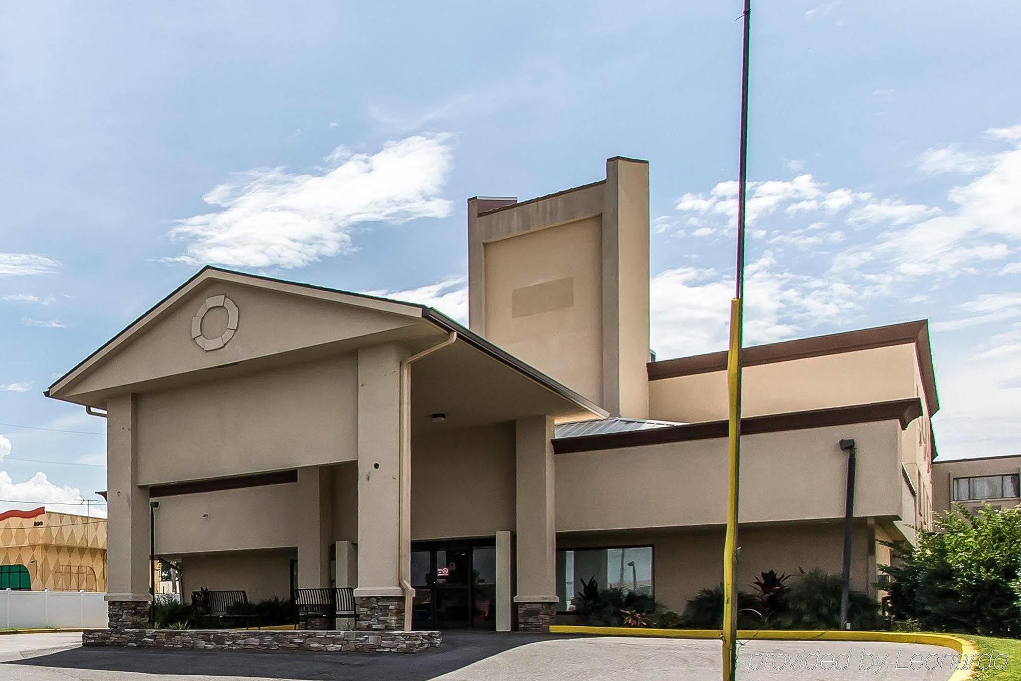 Fairview Inn & Suites Мобил Экстерьер фото