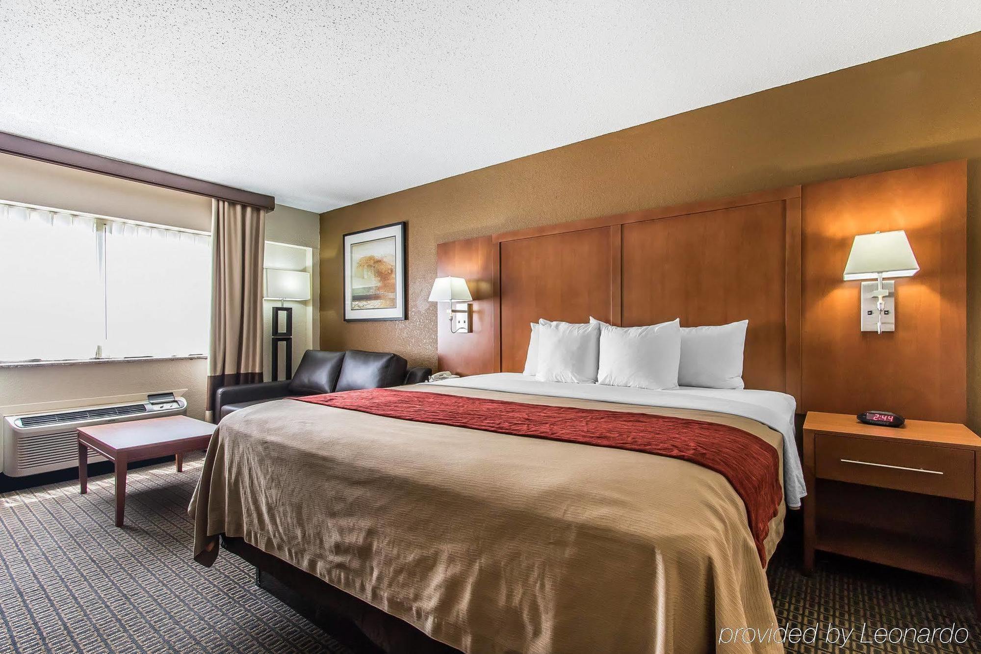 Fairview Inn & Suites Мобил Экстерьер фото
